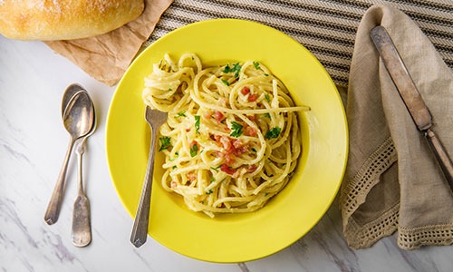 Ricette romane con guanciale e pecorino romano DOP: Spaghetti con zucchine romanesche